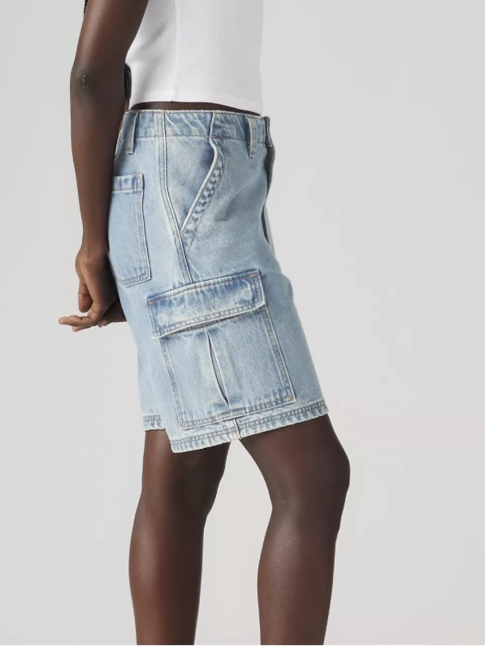 Levi’s Baggy Cargo Jean Shorts